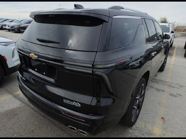 Used 2025 Mosaic Black Metallic Chevrolet High Country image 4