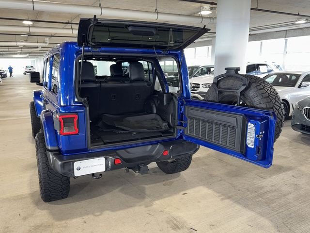 Used 2020 Ocean Blue Metallic Clearcoat Jeep Unlimited Sahara image 13