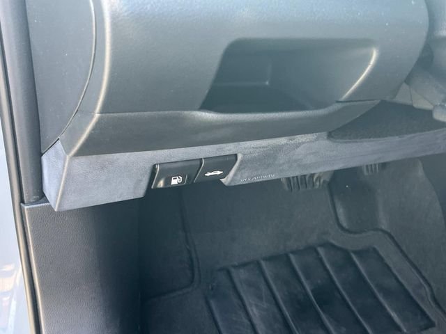 Used 2022 Gray Nissan SR image 29