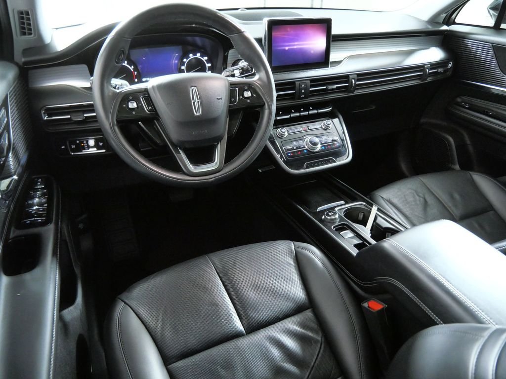 Certified Used 2022 White Lincoln Standard image 4