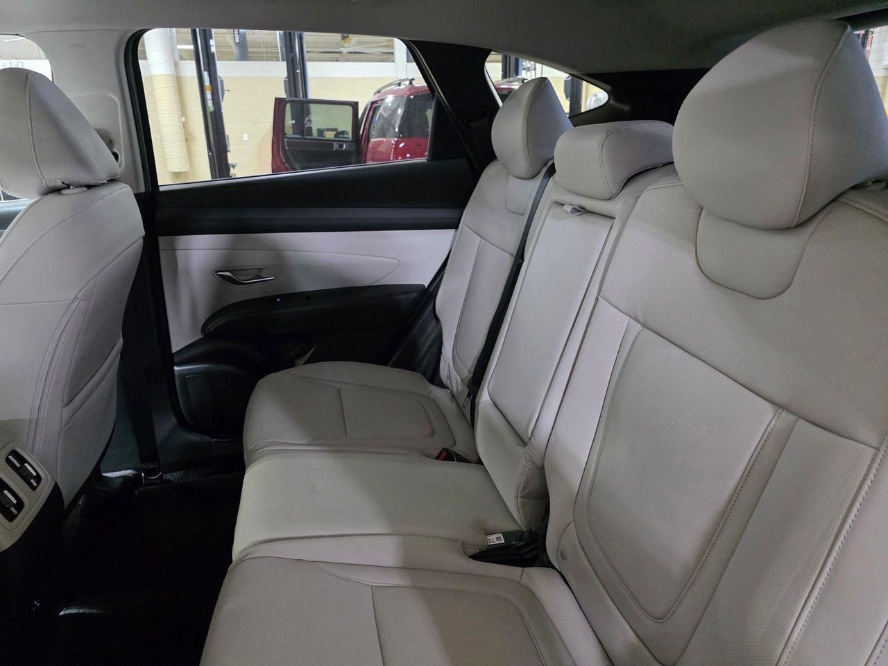 New 2026 Hampton Gray Hyundai SEL Plus FWD image 14