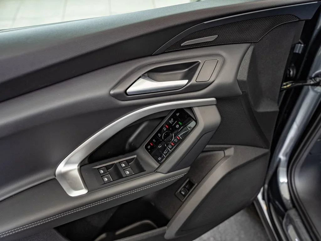 New 2026 Daytona Gray Metallic Audi 2.0T Premium Plus image 17