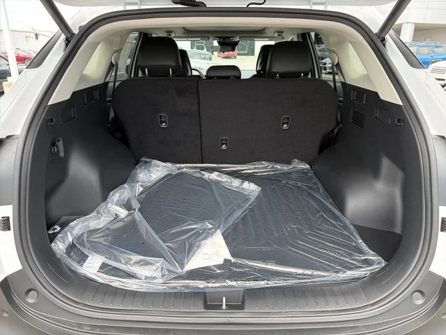New 2026 White Kia EX image 25