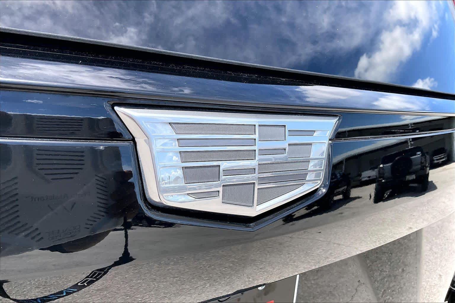 Used 2021 Black Raven Cadillac Sport Platinum image 31