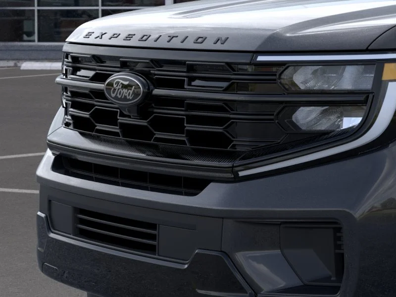 New 2026 Dark Matter Gray Metallic Ford Platinum image 17