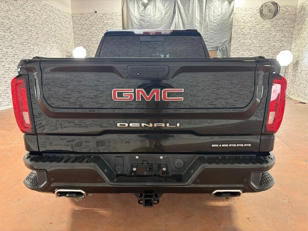 Used 2020 Onyx Black GMC Denali image 6