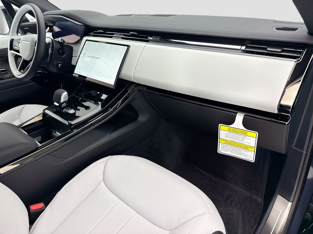 New 2026 Varesine Blue Land Rover Dynamic SE image 16