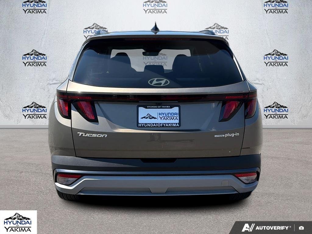 Certified Used 2025 Cashmere Bronze Hyundai SEL image 5