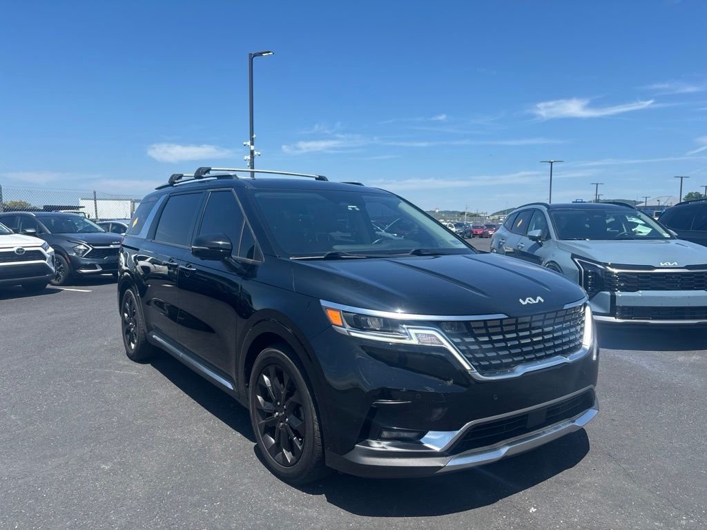 2022 Kia Sedona's photo