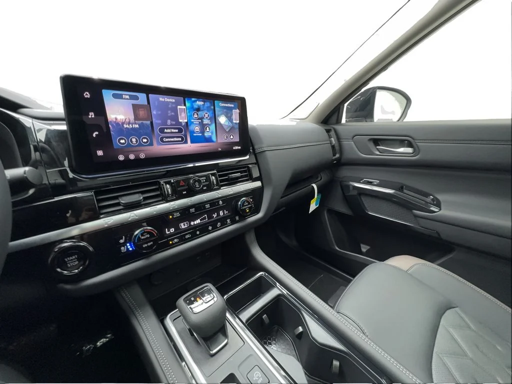 Used 2026 Gray Nissan Platinum image 47