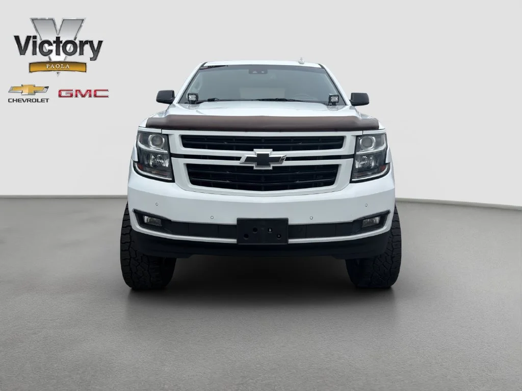 Used 2018 Chevrolet Tahoe Premier with VIN 1GNSKCKJ6JR212738 for sale in Kansas City
