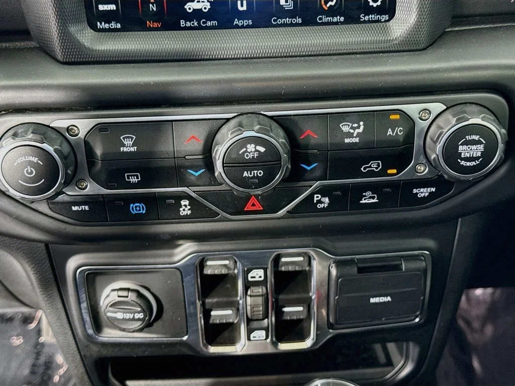 Used 2023 Gray Jeep Sahara 4xe image 16