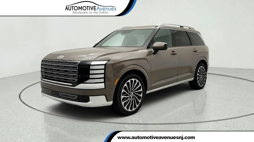 Used 2026 Cast Iron Brown Pearl Hyundai Calligraphy AWD image 1