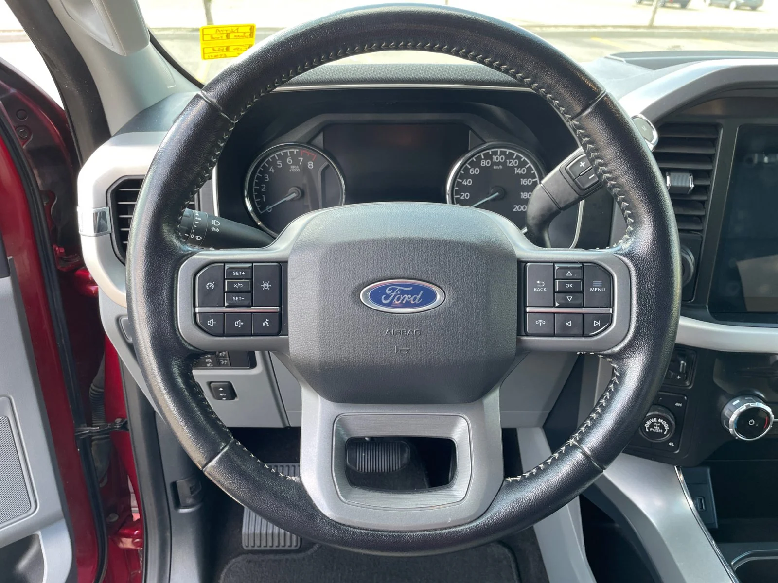 Used 2022 Red Ford XLT SuperCrew image 16