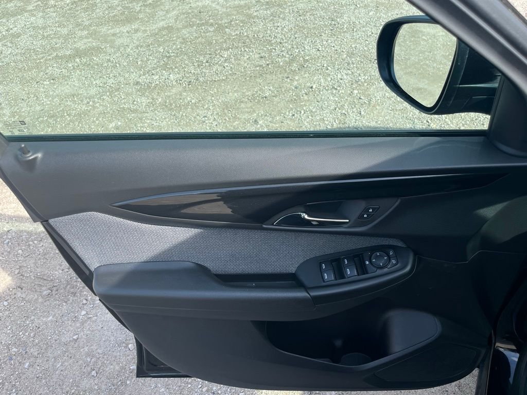 Used 2025 Black Metallic Chevrolet LT image 13