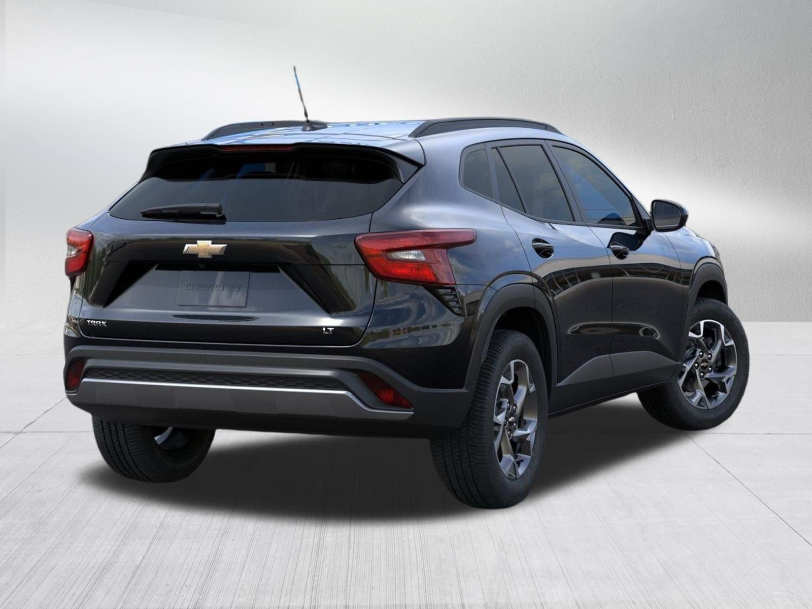 2026 Chevrolet Trax LT - Photo 4