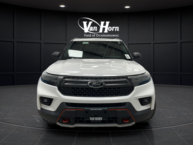 Used 2023 Star White Metallic Tri-Coat Ford Timberline image 2
