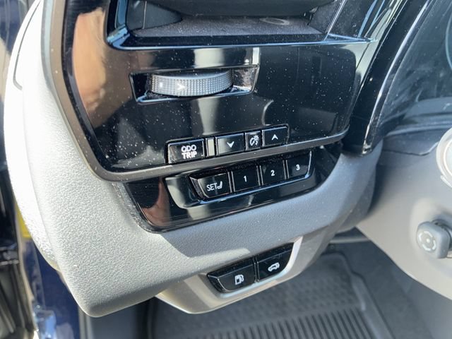 Used 2023 Blue Lexus RX 350 image 17