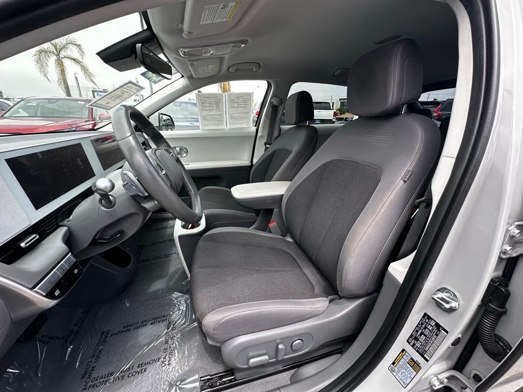 Used 2024 Cyber Gray Hyundai SEL image 21