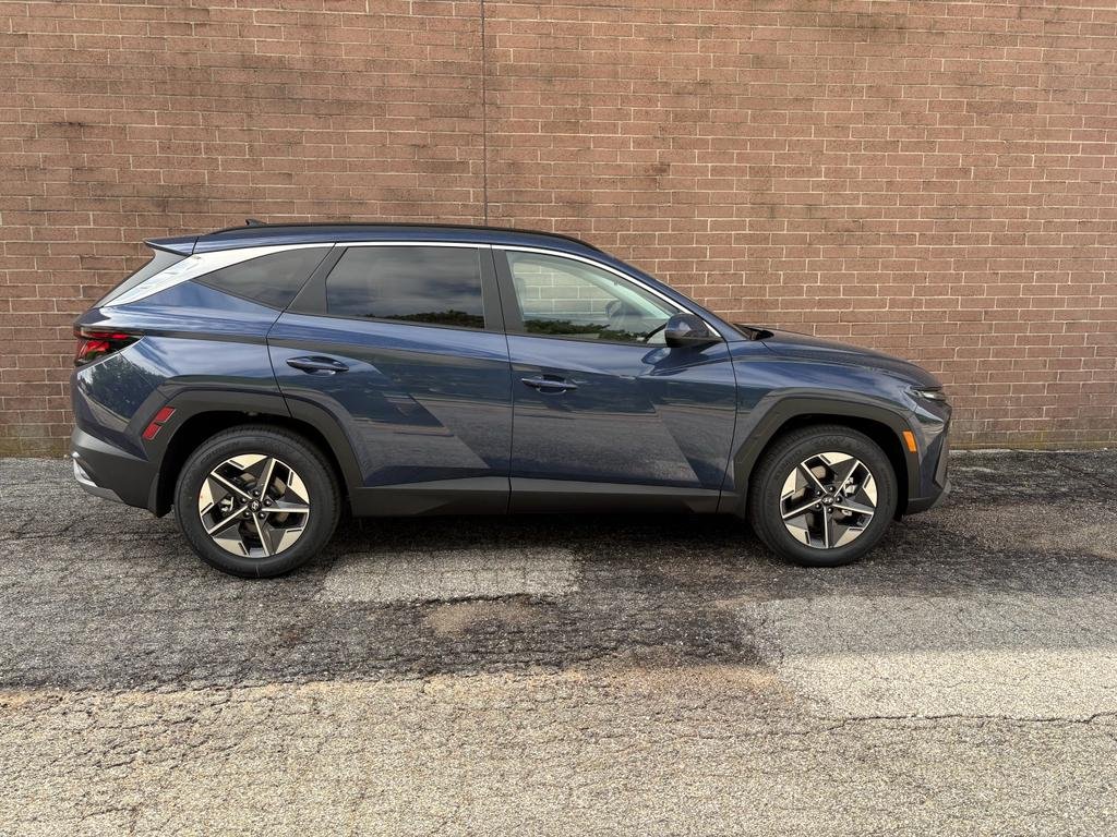 New 2026 Atlantis Blue Hyundai SEL FWD image 6