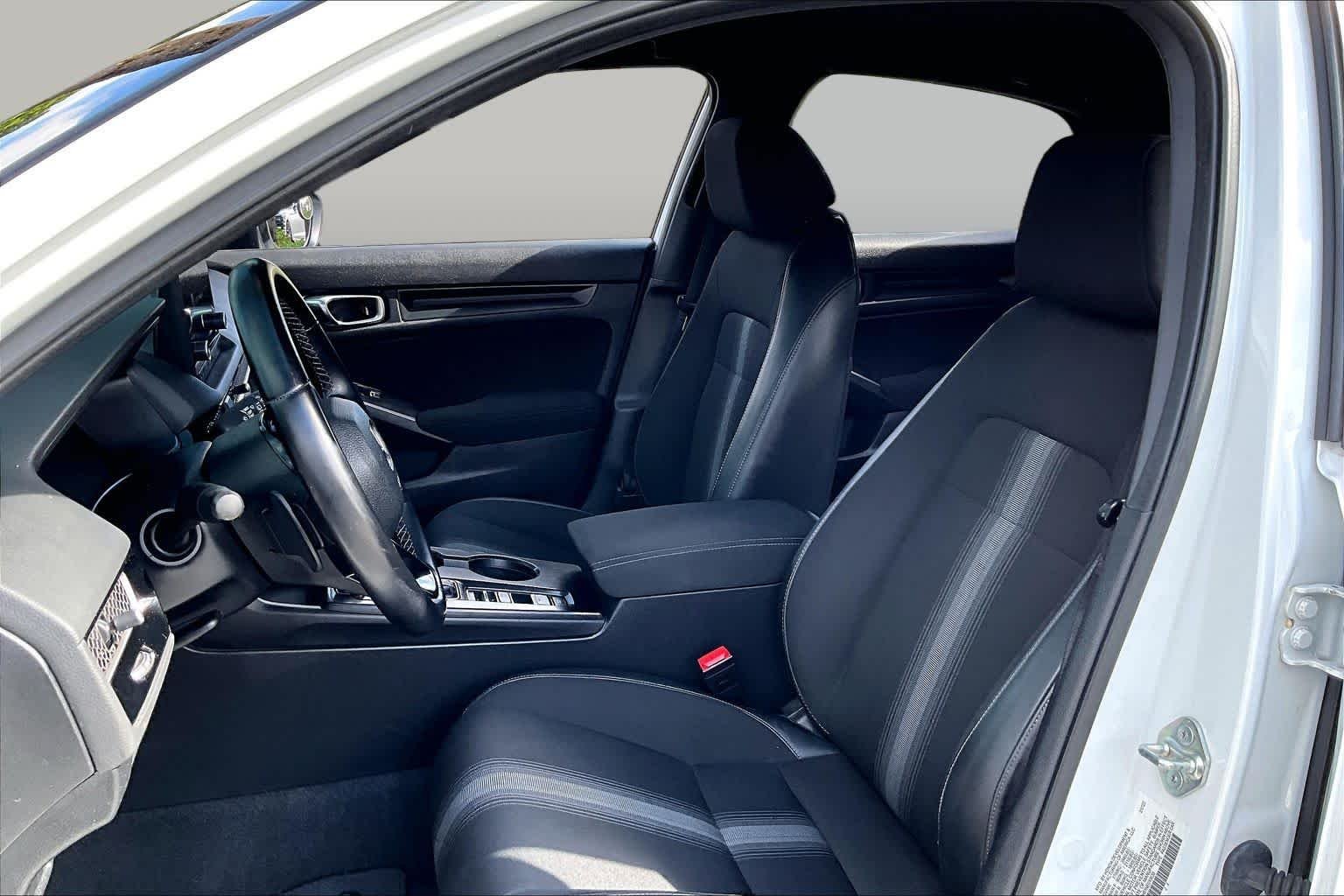 Used 2022 Platinum White Pearl Honda Sport image 8