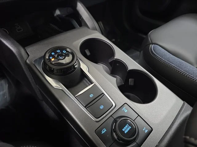 Used 2025 Desert Sand Ford Outer Banks image 24
