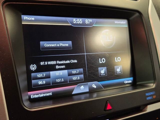 Used 2015  Ford Limited image 19