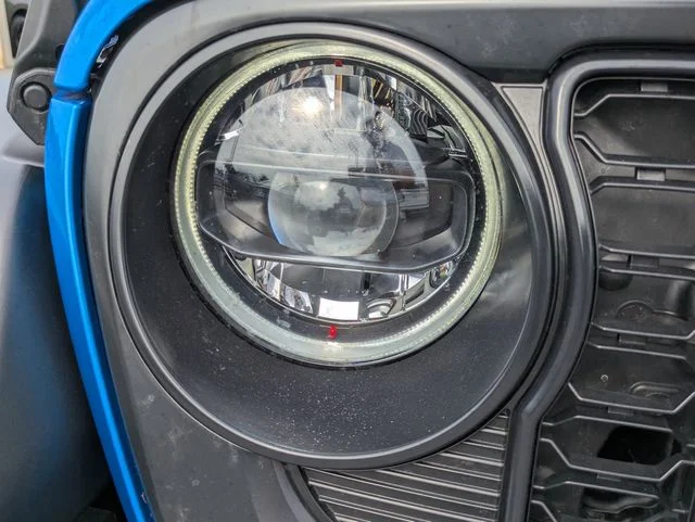 Certified Used 2026 Blue Pearl Jeep Sport S image 10