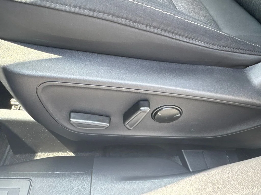Used 2024 White Ford Big Bend image 13