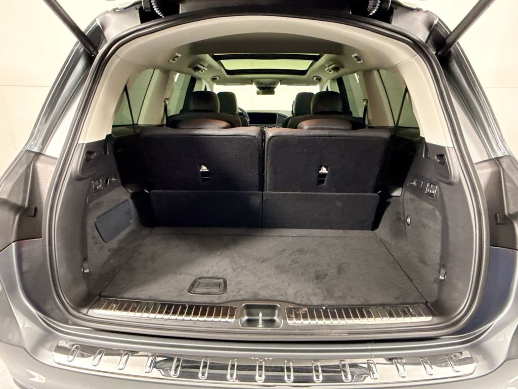 New 2026 Selenite Grey Metallic Mercedes-Benz GLS 450 image 30