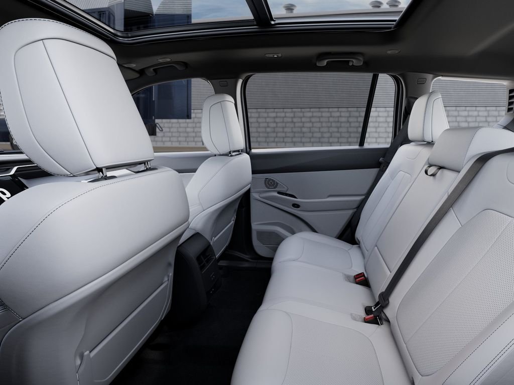 New 2026 Bright White Clear-Coat Exterior Paint Jeep Limited image 23