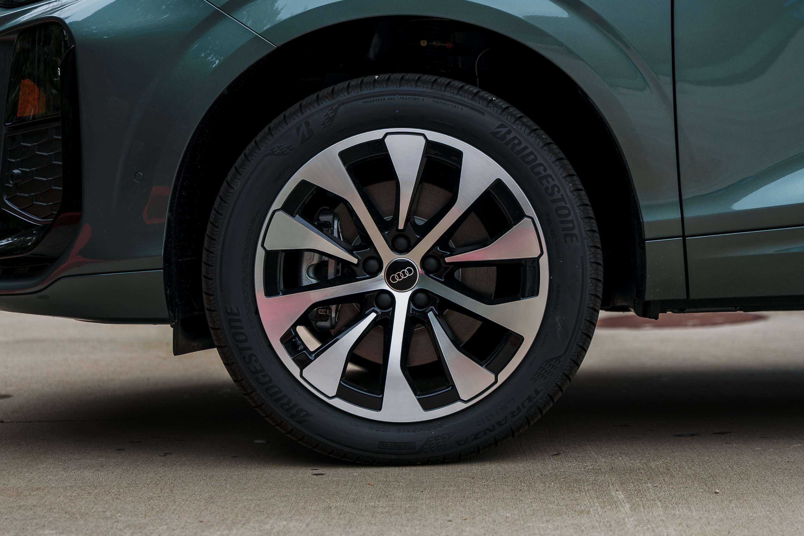 New 2026 SAGE GREEN Audi S line image 25