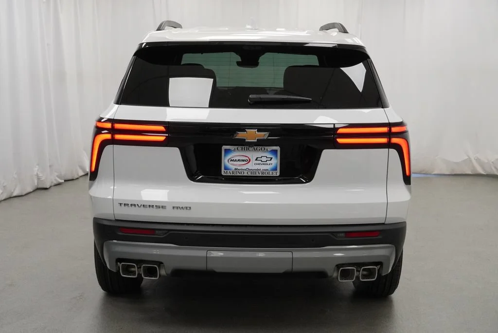New 2027 Summit White Chevrolet LT image 34