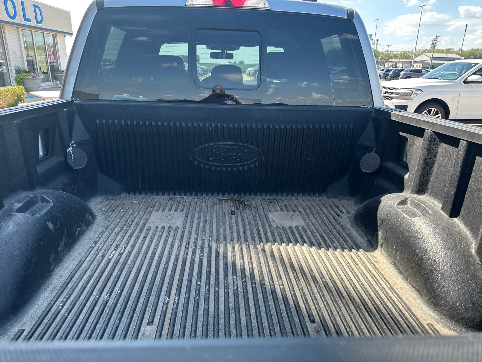 Used 2022 Iconic Silver Metallic Ford XLT image 17