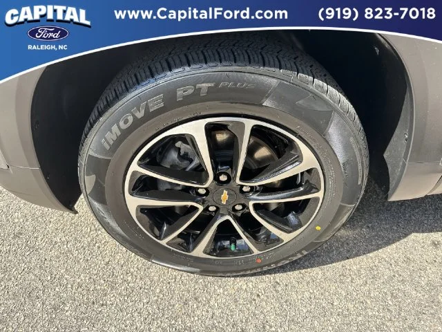 Certified Used 2025 Gray Chevrolet LT image 13