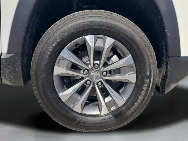 New 2027 Summit White Chevrolet LT image 35