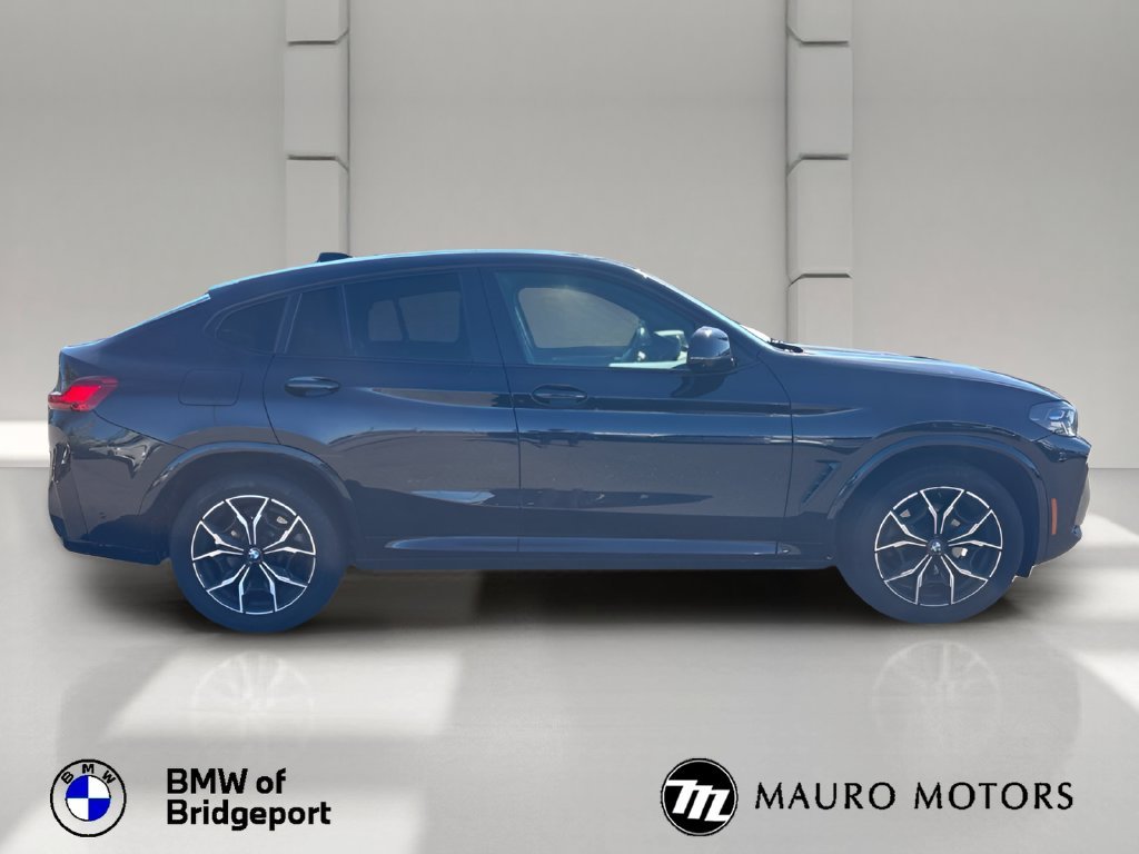 Used 2024 Black BMW xDrive30i image 7