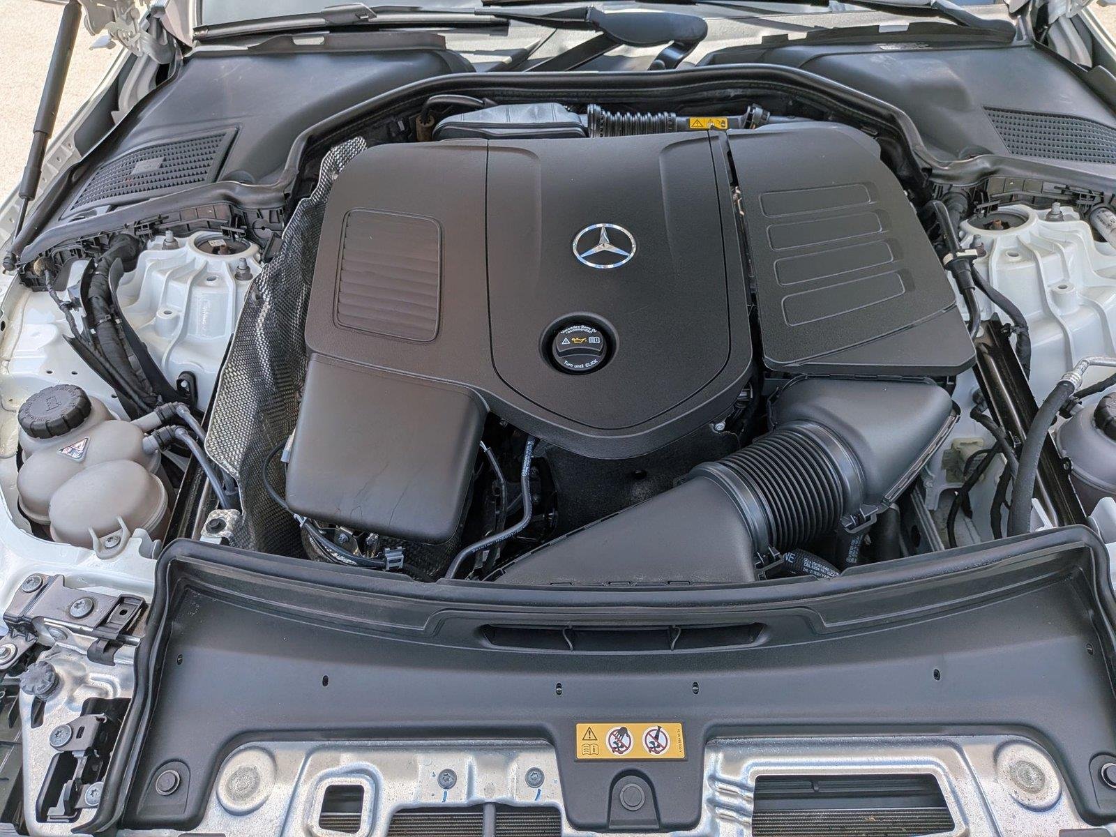 Used 2022 Polar White Mercedes-Benz C 300 image 38