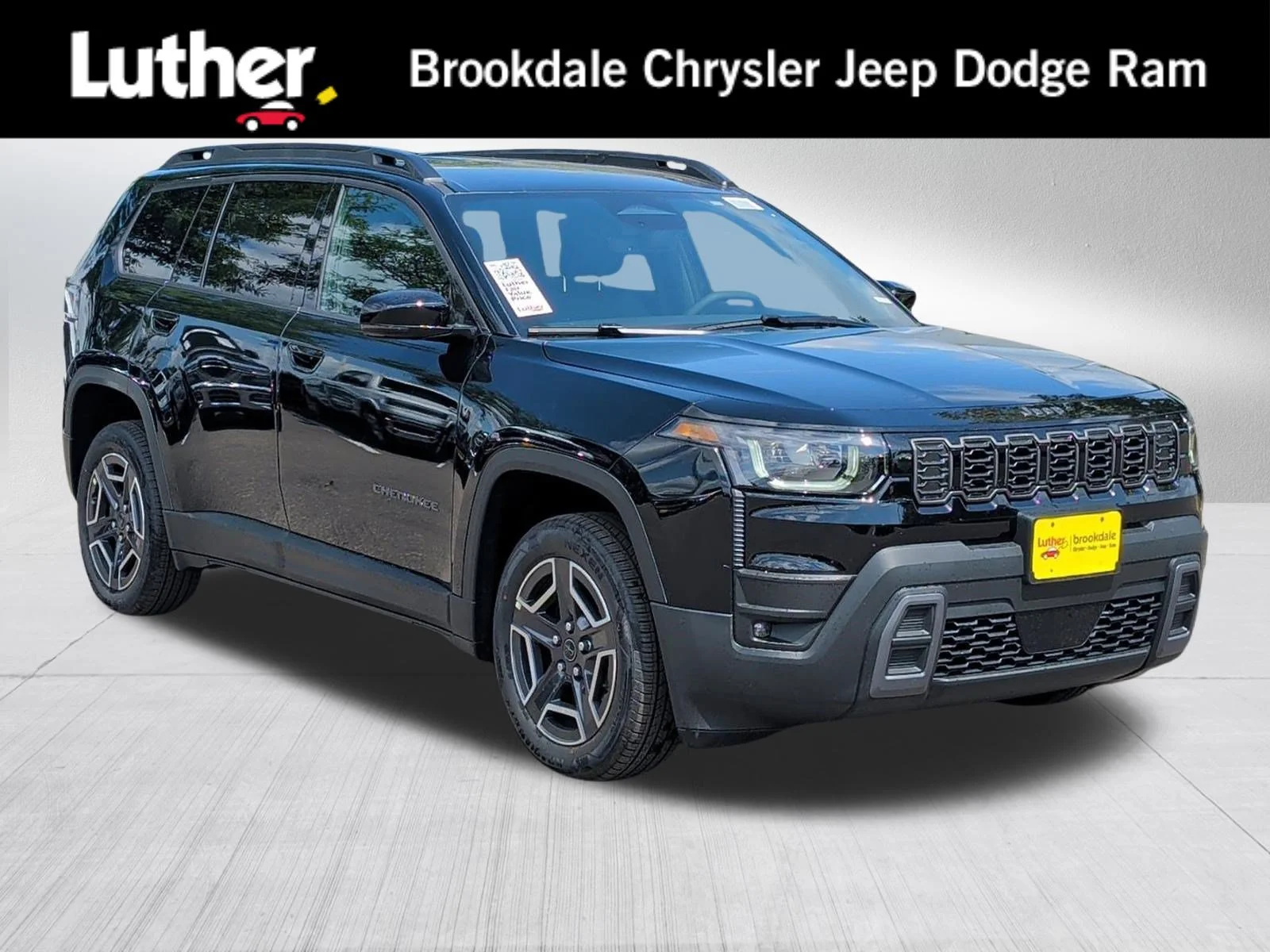 New 2026 Diamond Black Crystal Pearl-Coat Exterior Paint Jeep Limited image 1