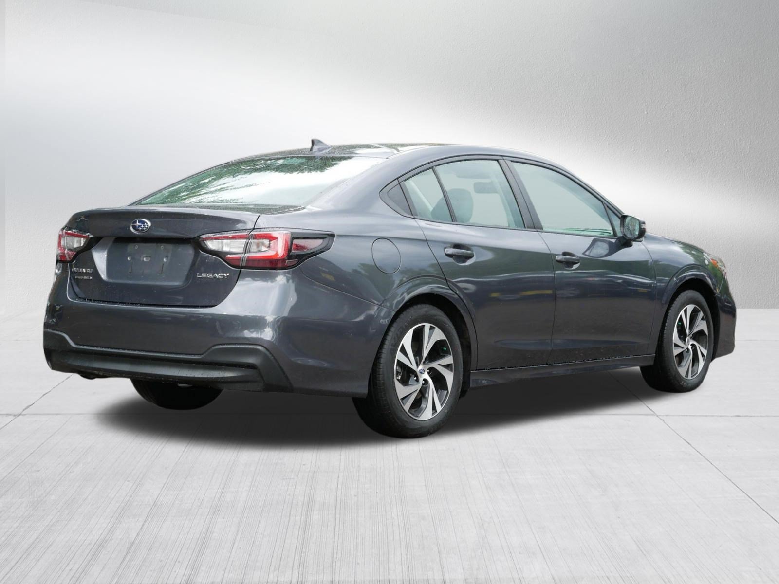 Used 2024 Magnetite Gray Metallic Subaru Premium image 7
