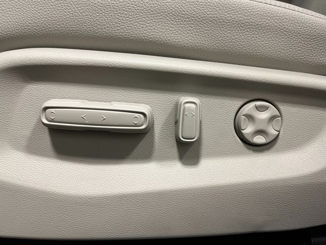 New 2026 Platinum White Pearl Honda EX-L image 13