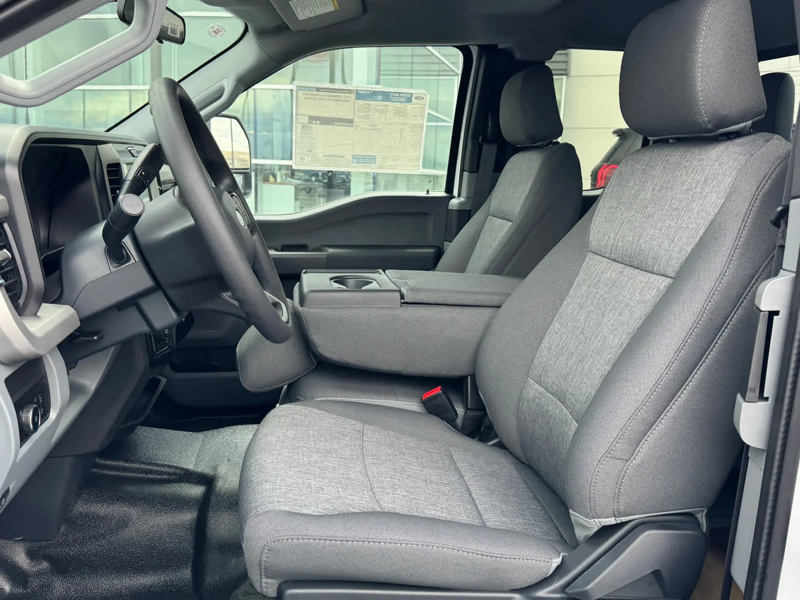 New 2026 Oxford White Ford F-550® XL image 18