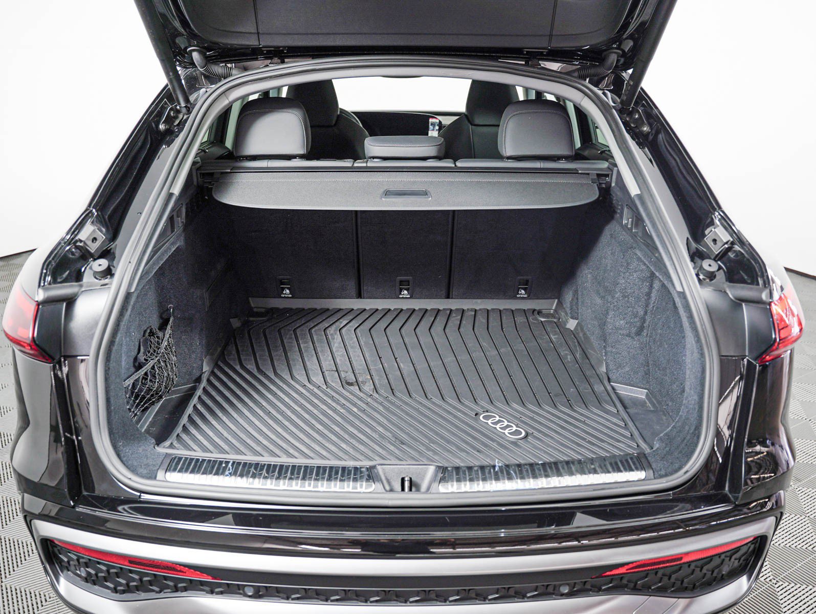 Used 2025 Mythos Black Metallic Audi Premium Plus image 8