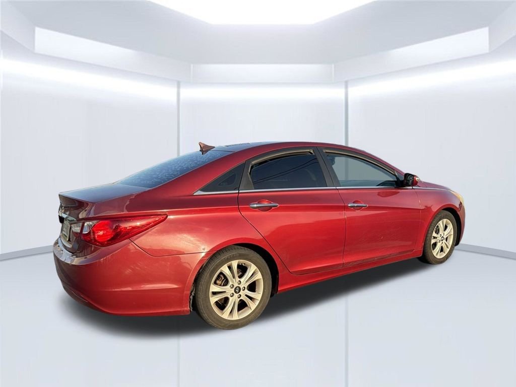 Used 2011 Red Hyundai Limited image 21