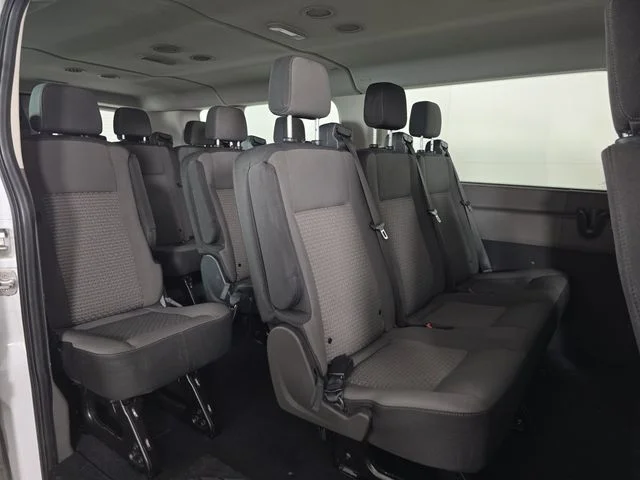 Used 2024 Oxford White Ford XLT image 26