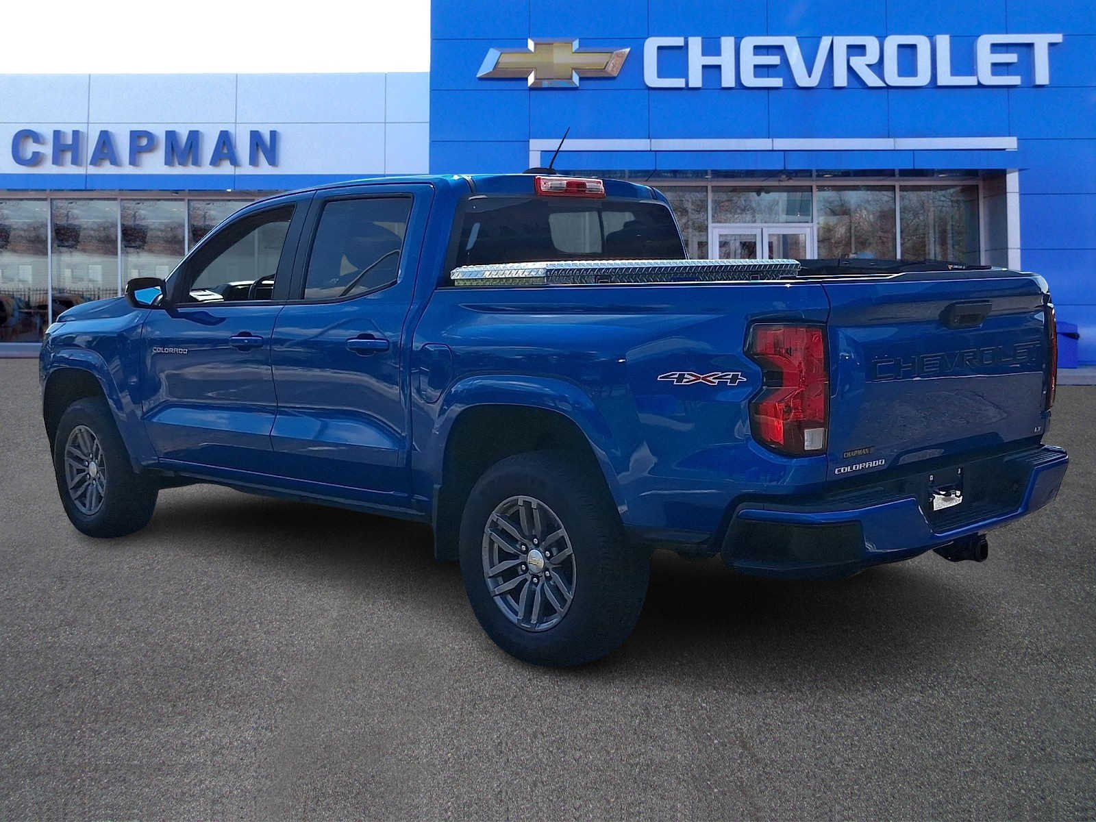 Used 2023 GLACIER BLUE METALLIC Chevrolet 4WD LT image 4