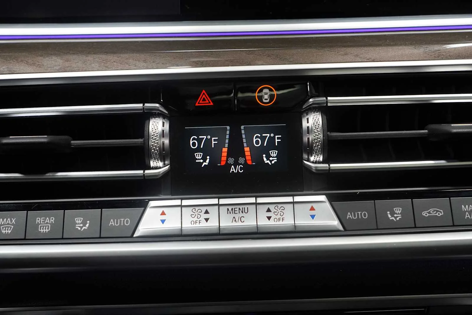 Used 2022 Arctic Grey Metallic BMW xDrive40i image 18