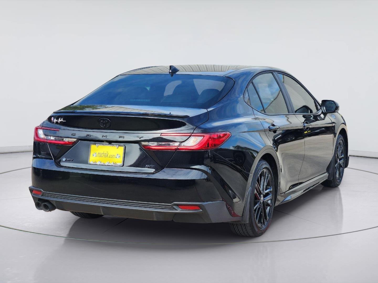 2025 Toyota Camry photo 5 of 33