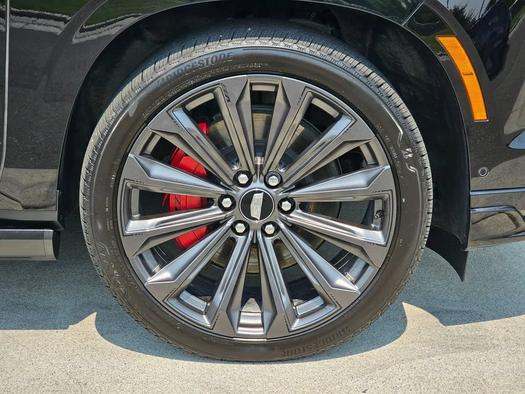 Certified Used 2026 Black Raven Cadillac V-Series image 9