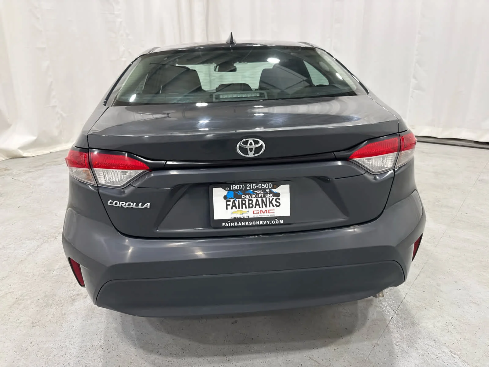 Used 2023 Gray Toyota LE image 4